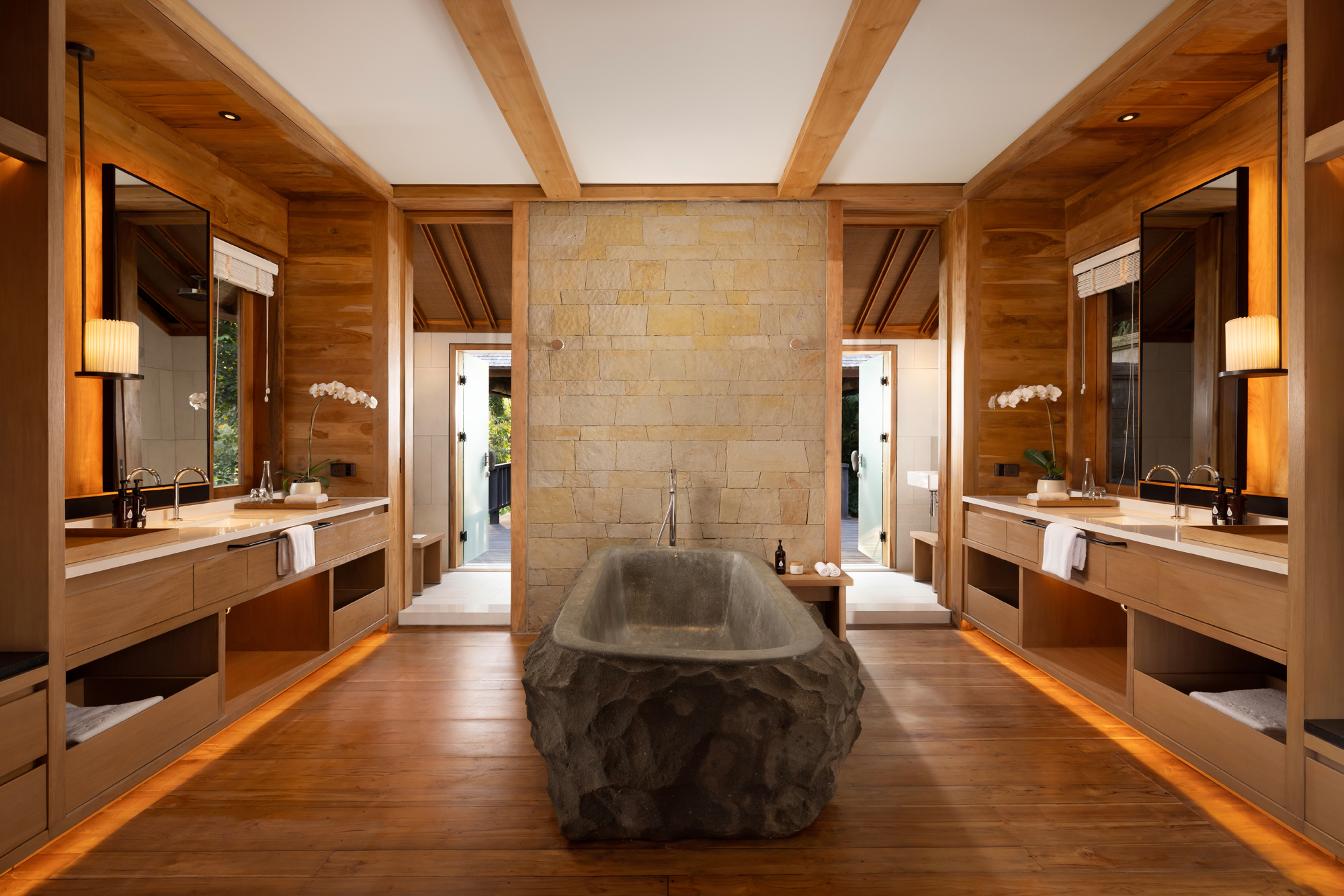 AB_Wanakasa Residence_COMO Shambhala Suite_Bathroom