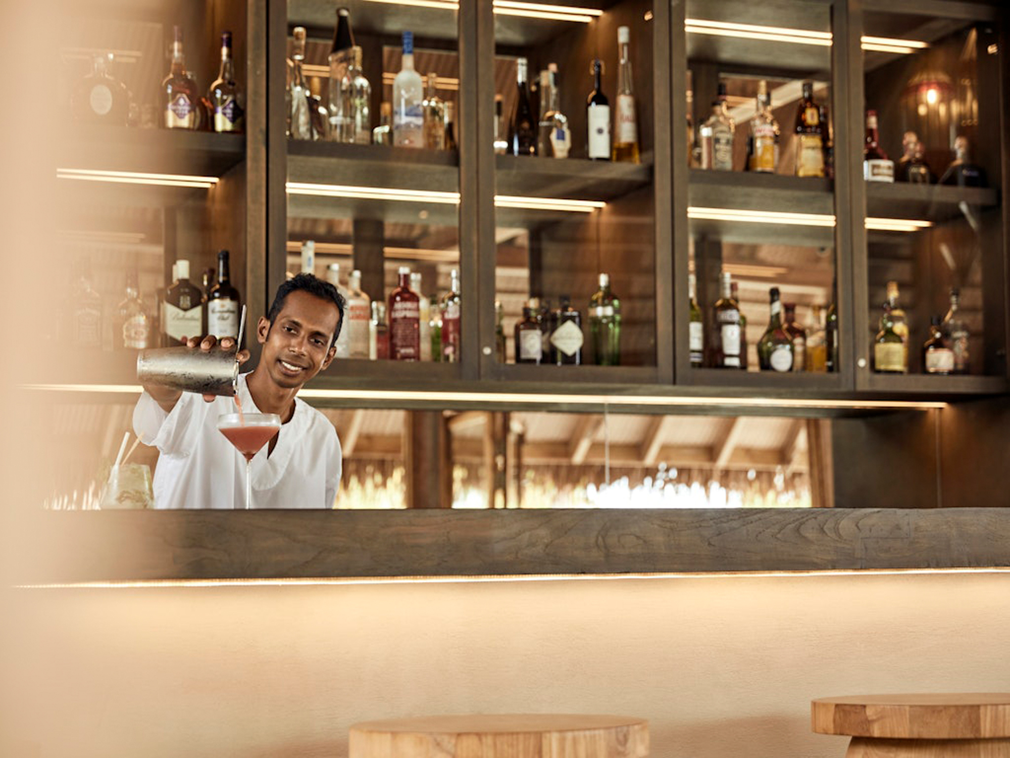 Faru Bar_Bartender_Medium